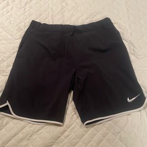 Nike Tennis Shorts - men’s large